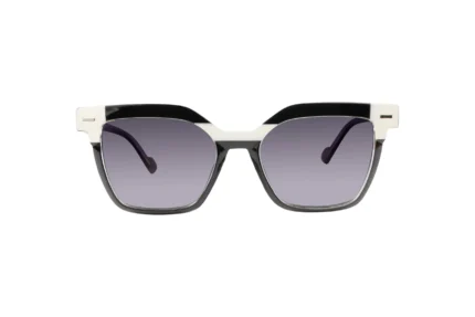 Classy Women Sunglass Bazeti Front View. S26108